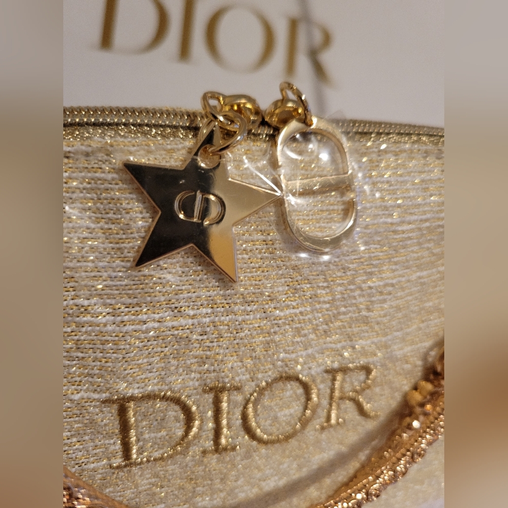 Dior Shimmering Gold Pouch - Picture 4 of 7